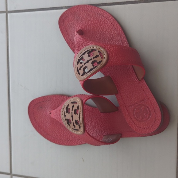 Tory Burch Logo Thong Sandals - Picture 3 of 5